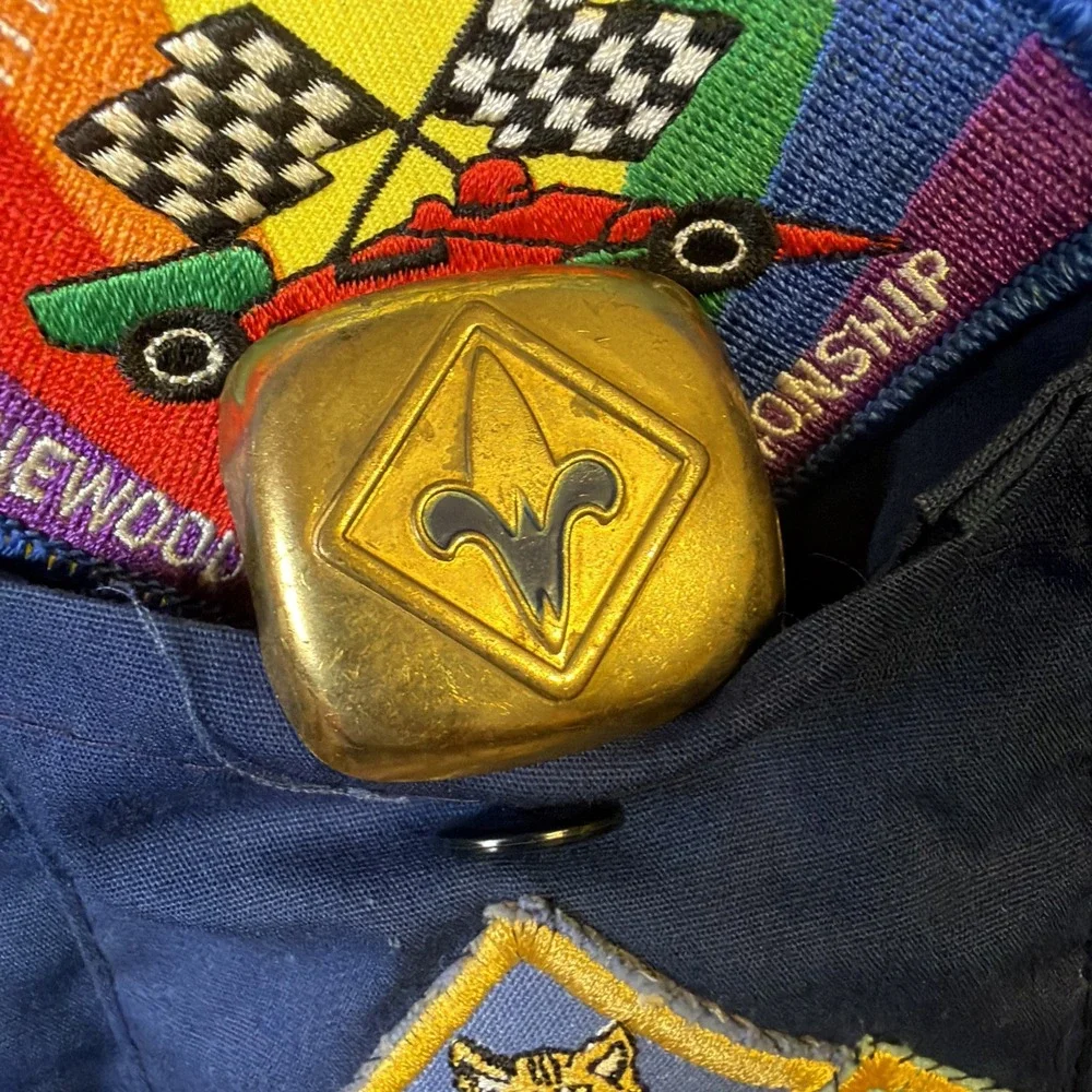 VTG BSA Blue Boy Scouts Official Long Sleeve Uniform Button Shirt Patches Belt